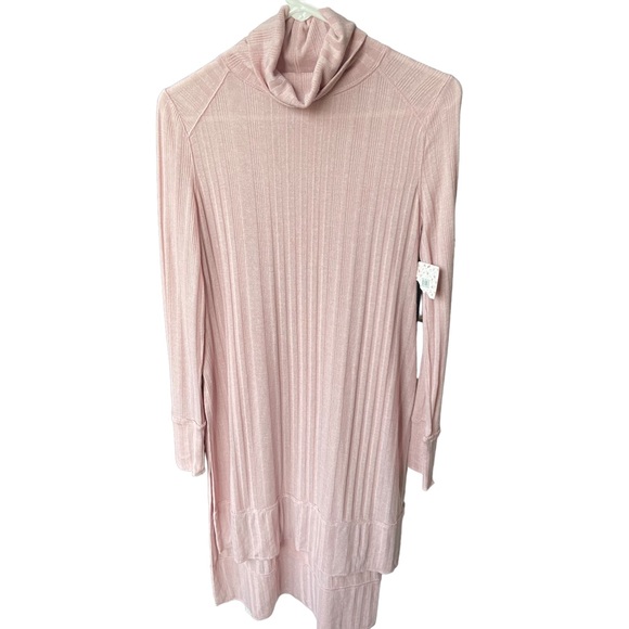 We The Free Dresses & Skirts - NWT Free People - Long Sleeve Light Weight Turtleneck Sweater Dress - Mauve Pink